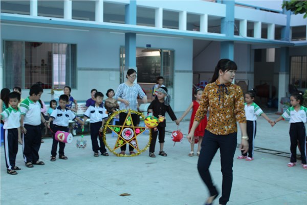 TRUNG THU CƠ SỞ 2 NĂM HỌC 2017-2018